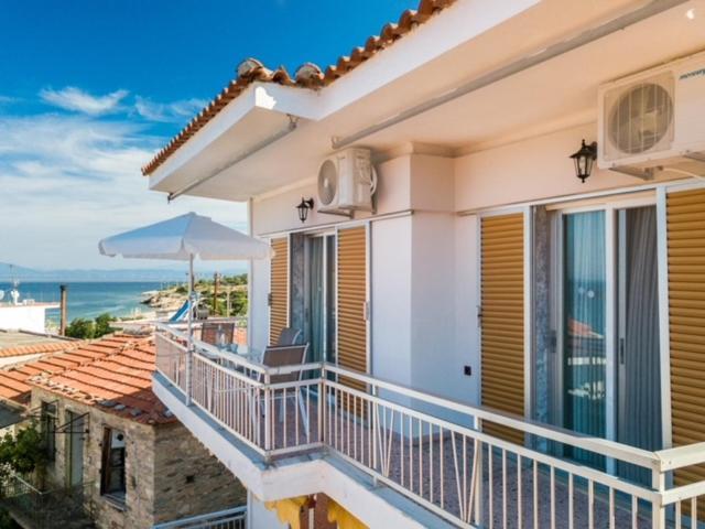 "Thea" Apartment 1 Skála Marión Exterior foto
